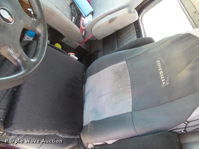 image for item DV9495 2004 Kenworth W900 tank truck