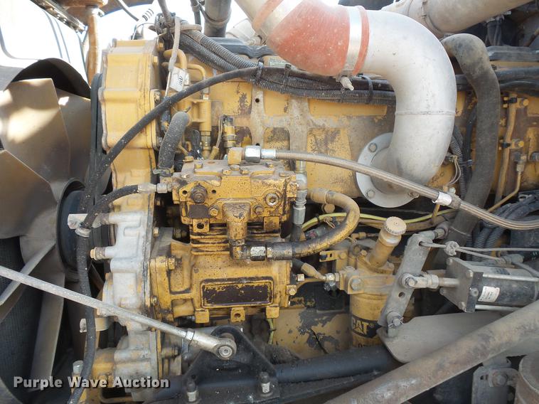 image for item DV9495 2004 Kenworth W900 tank truck