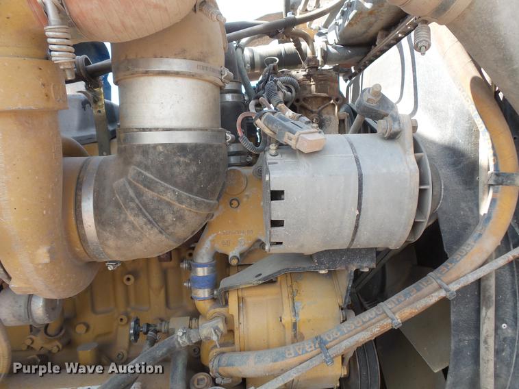 image for item DV9495 2004 Kenworth W900 tank truck