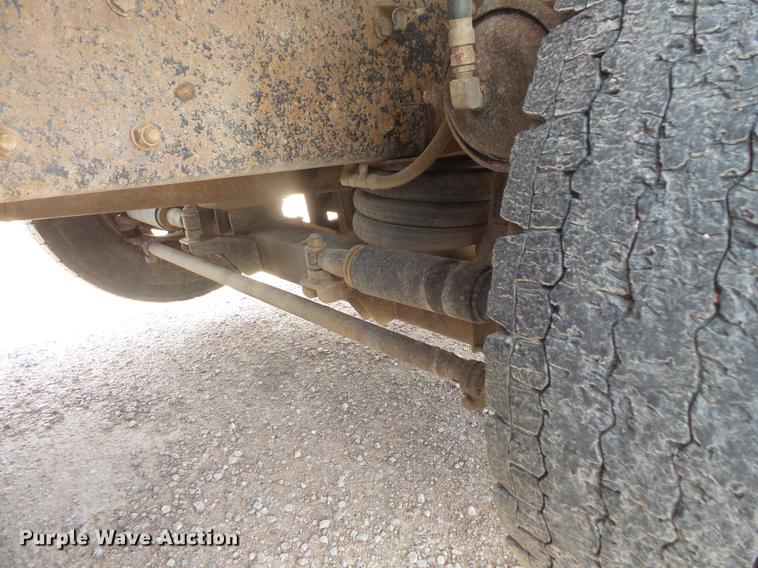 image for item DV9495 2004 Kenworth W900 tank truck