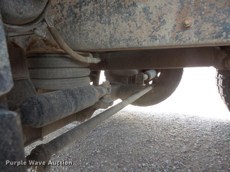 image for item DV9495 2004 Kenworth W900 tank truck