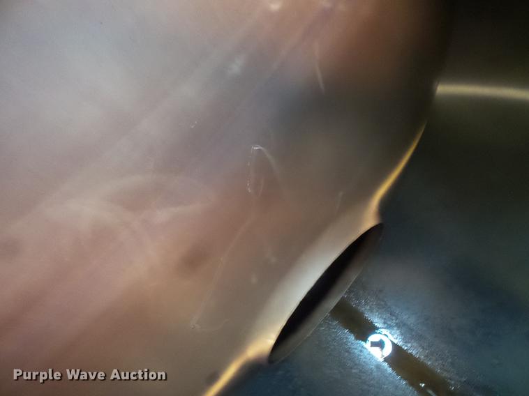 image for item DV9495 2004 Kenworth W900 tank truck