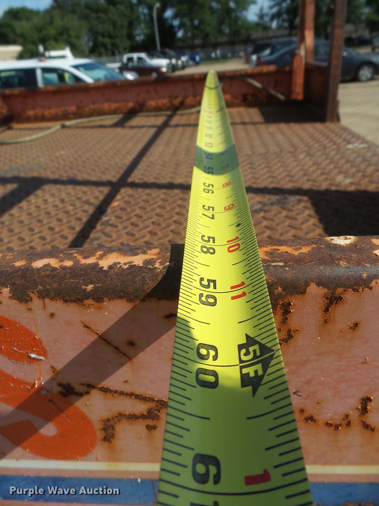 image for item DX9127 1992 Skyjack SJ6832 scissor lift