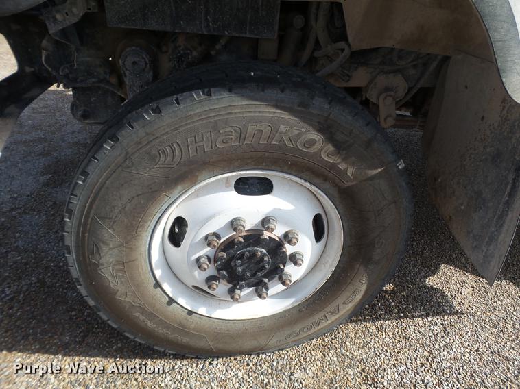 image for item EI9628 2013 International WorkStar 7300 digger derrick truck