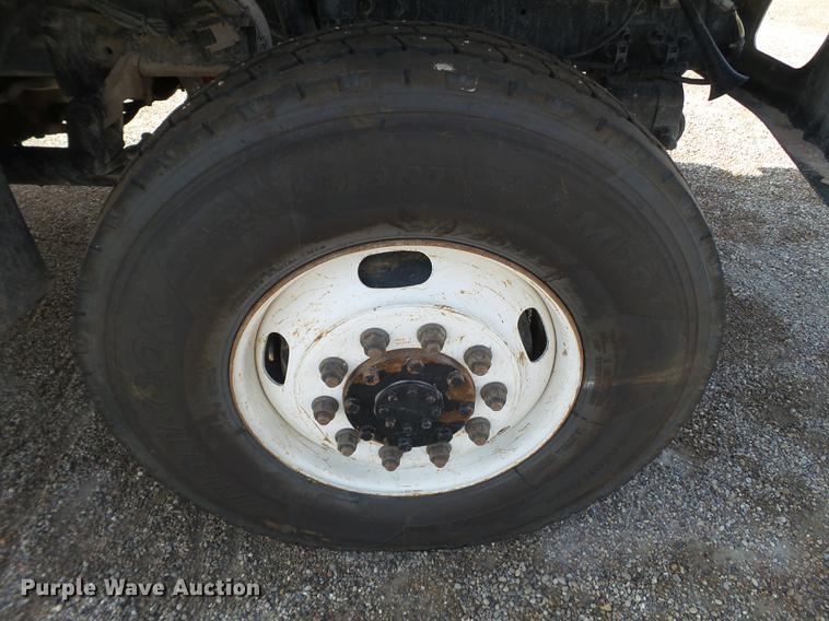 image for item EI9628 2013 International WorkStar 7300 digger derrick truck