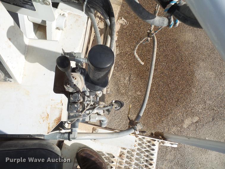 image for item EI9628 2013 International WorkStar 7300 digger derrick truck