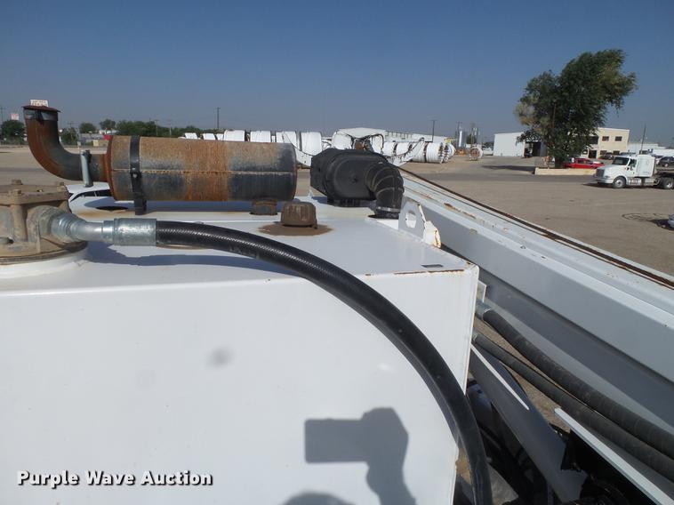 image for item EI9628 2013 International WorkStar 7300 digger derrick truck