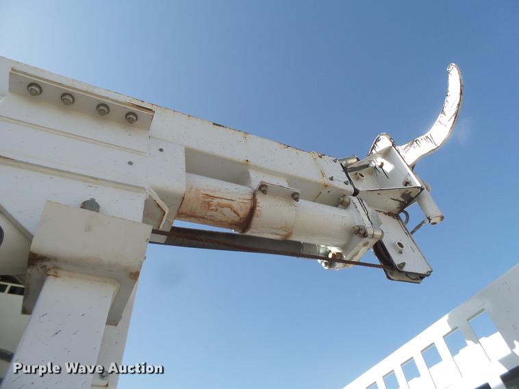 image for item EI9628 2013 International WorkStar 7300 digger derrick truck