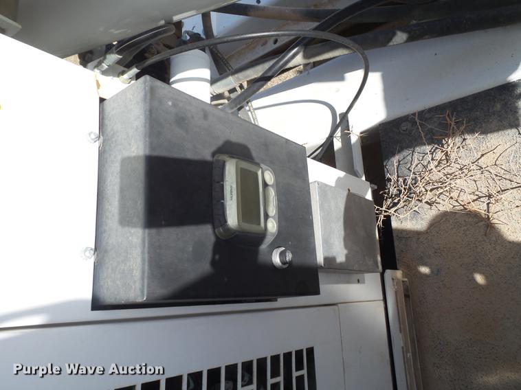 image for item EI9628 2013 International WorkStar 7300 digger derrick truck