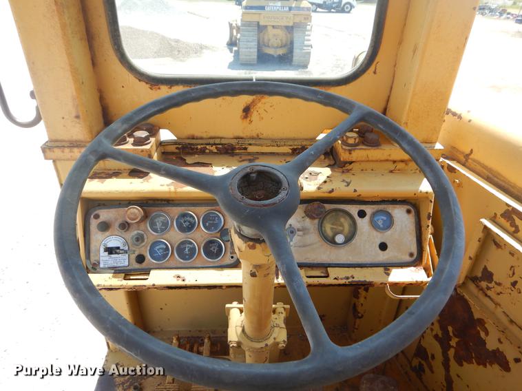 image for item EK9583 Caterpillar 621B conventional scraper