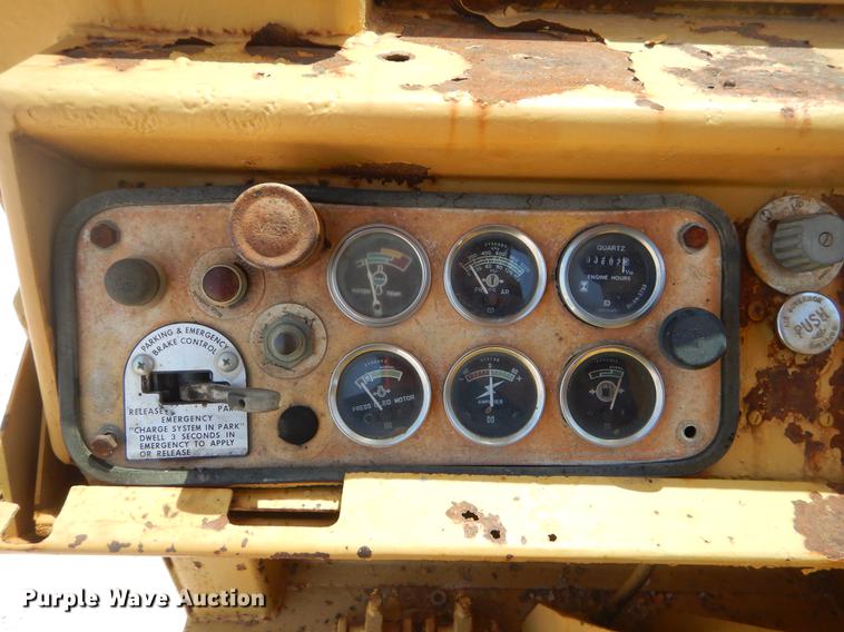 image for item EK9583 Caterpillar 621B conventional scraper