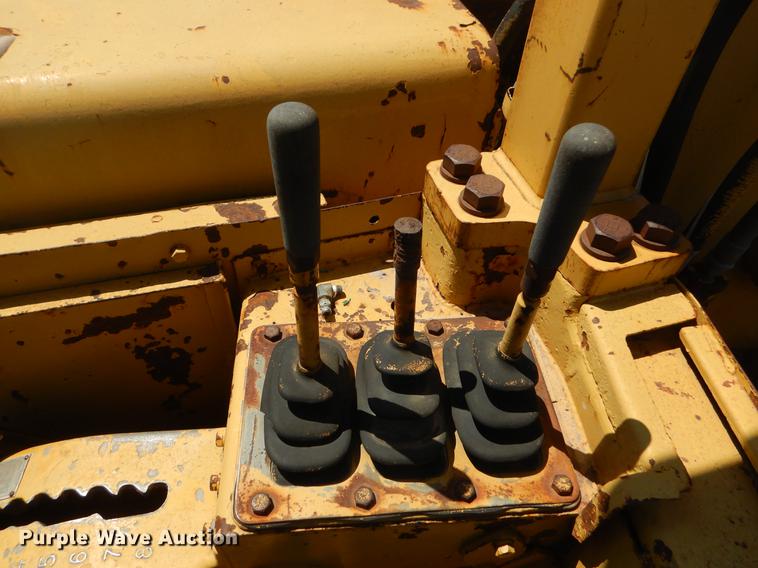 image for item EK9583 Caterpillar 621B conventional scraper