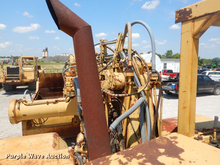 image for item EK9583 Caterpillar 621B conventional scraper