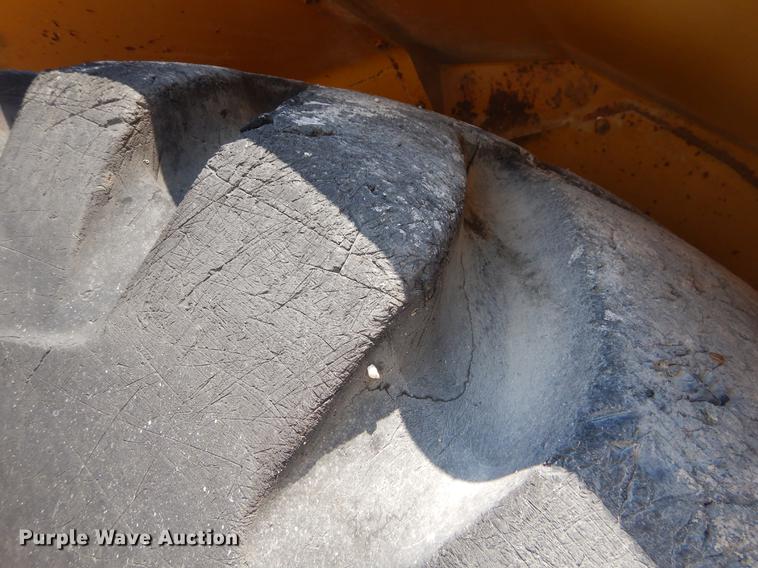 image for item EK9583 Caterpillar 621B conventional scraper