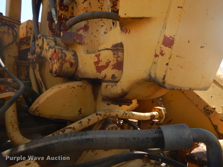 image for item EK9583 Caterpillar 621B conventional scraper