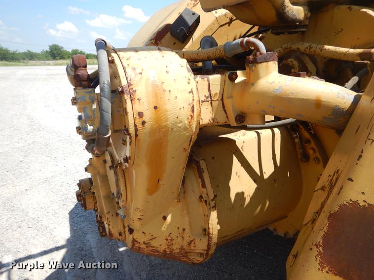 image for item EK9583 Caterpillar 621B conventional scraper