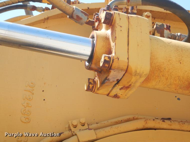 image for item EK9583 Caterpillar 621B conventional scraper