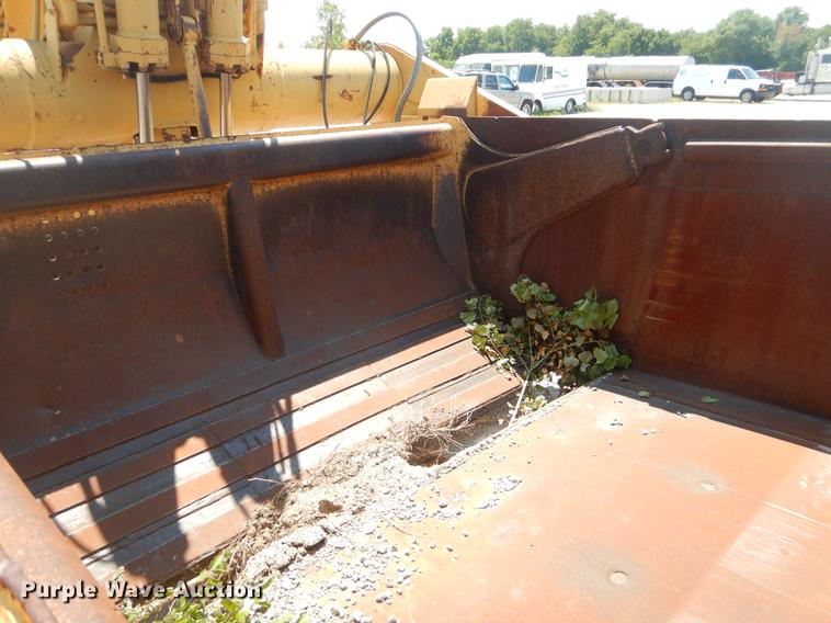 image for item EK9583 Caterpillar 621B conventional scraper