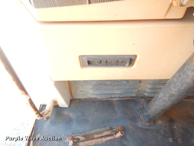 image for item EK9584 1997 Caterpillar 621F conventional scraper