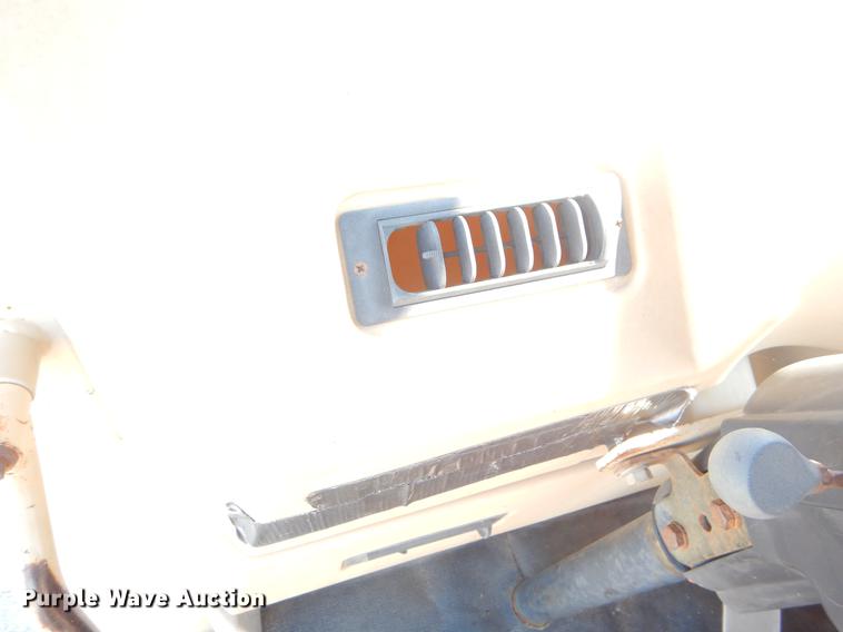 image for item EK9584 1997 Caterpillar 621F conventional scraper