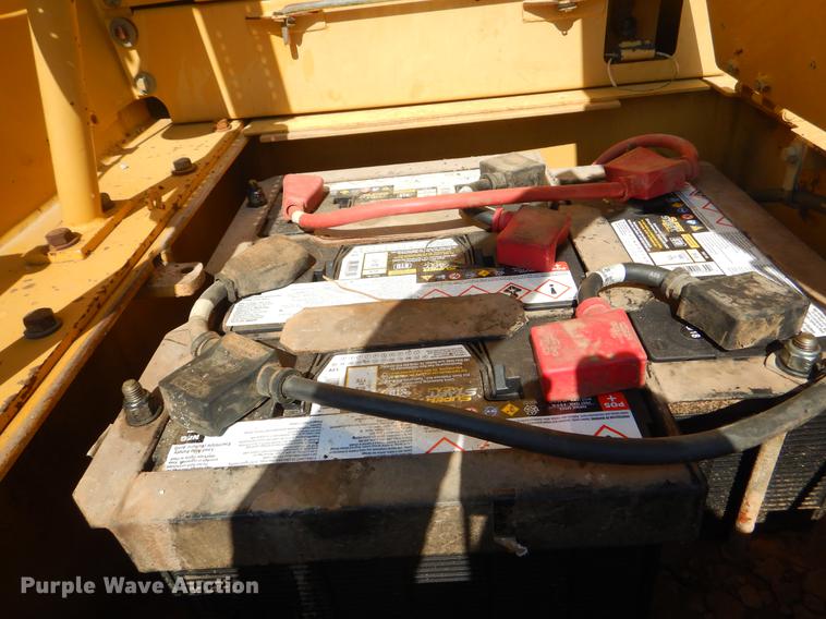 image for item EK9584 1997 Caterpillar 621F conventional scraper