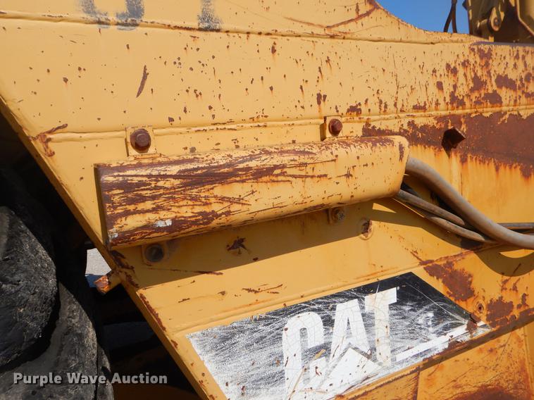 image for item EK9584 1997 Caterpillar 621F conventional scraper