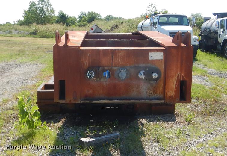 image for item EK9585 1994 Trail King TK120HDG-553 low boy equipment trailer