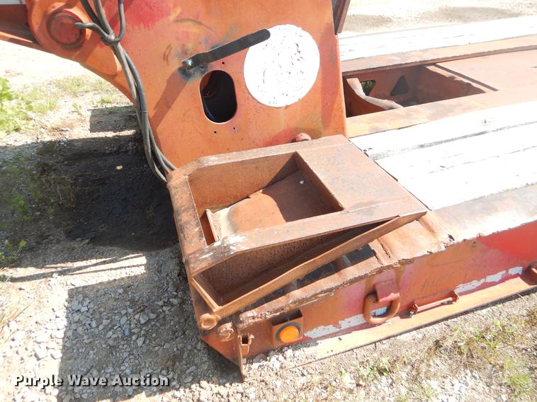 image for item EK9585 1994 Trail King TK120HDG-553 low boy equipment trailer