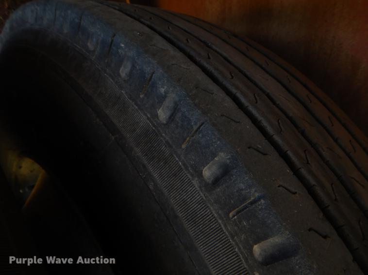 image for item EK9585 1994 Trail King TK120HDG-553 low boy equipment trailer