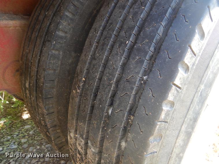 image for item EK9585 1994 Trail King TK120HDG-553 low boy equipment trailer