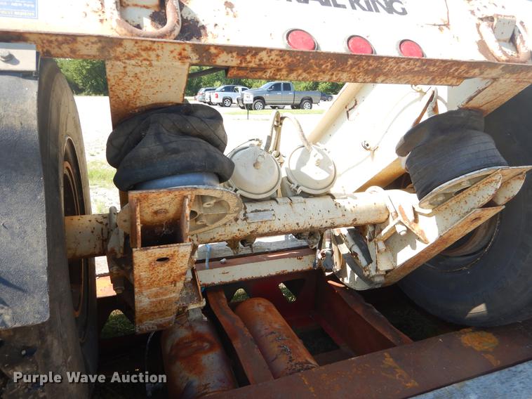 image for item EK9585 1994 Trail King TK120HDG-553 low boy equipment trailer