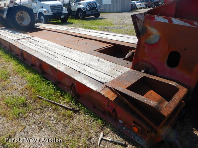 image for item EK9585 1994 Trail King TK120HDG-553 low boy equipment trailer