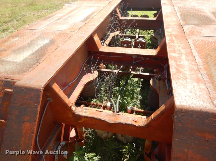 image for item EK9585 1994 Trail King TK120HDG-553 low boy equipment trailer