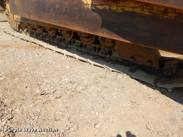 image for item EK9587 2004 Caterpillar D6R XL Series II dozer