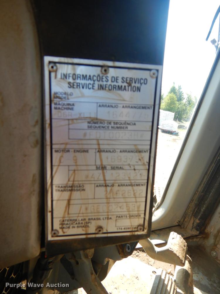 image for item EK9587 2004 Caterpillar D6R XL Series II dozer