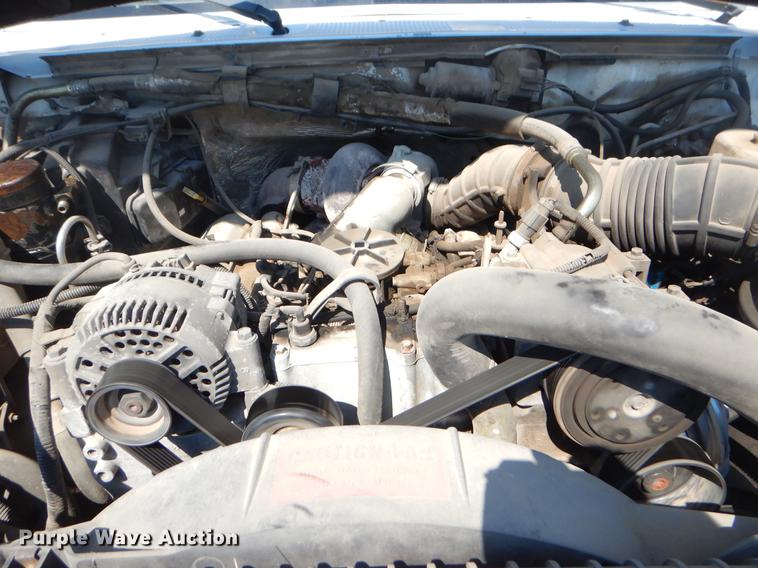 image for item EK9588 1997 Ford F450 Super Duty service truck with crane