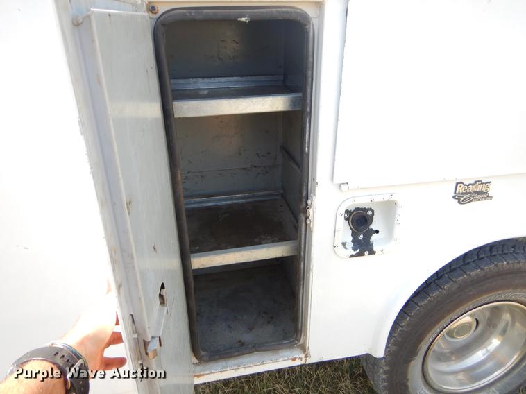 image for item EK9588 1997 Ford F450 Super Duty service truck with crane