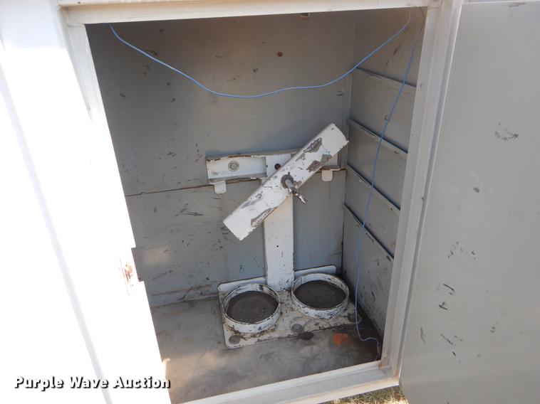 image for item EK9588 1997 Ford F450 Super Duty service truck with crane