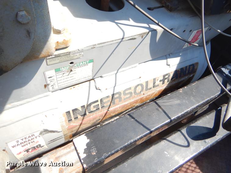 image for item EK9588 1997 Ford F450 Super Duty service truck with crane