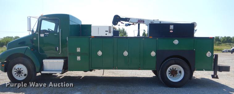 image for item EK9589 2007 Kenworth T300 service truck with crane