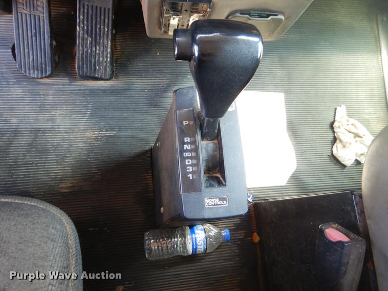 image for item EK9589 2007 Kenworth T300 service truck with crane