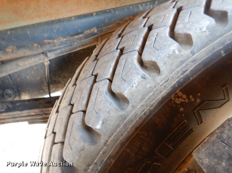 image for item EK9589 2007 Kenworth T300 service truck with crane