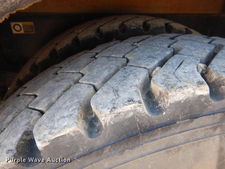 image for item EK9589 2007 Kenworth T300 service truck with crane