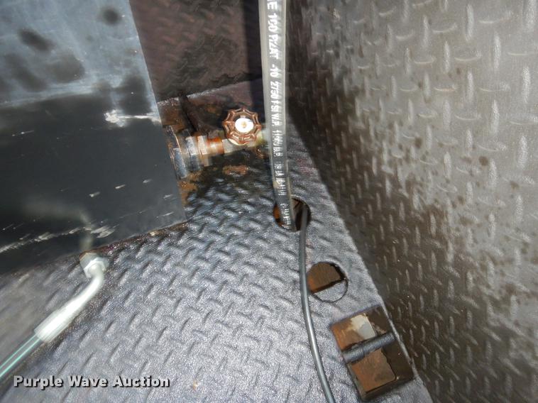 image for item EK9589 2007 Kenworth T300 service truck with crane