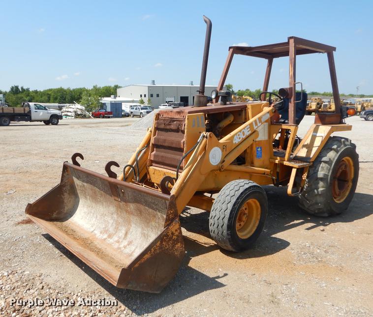 image for item EK9590 1987 Case 480E LL landscape tractor