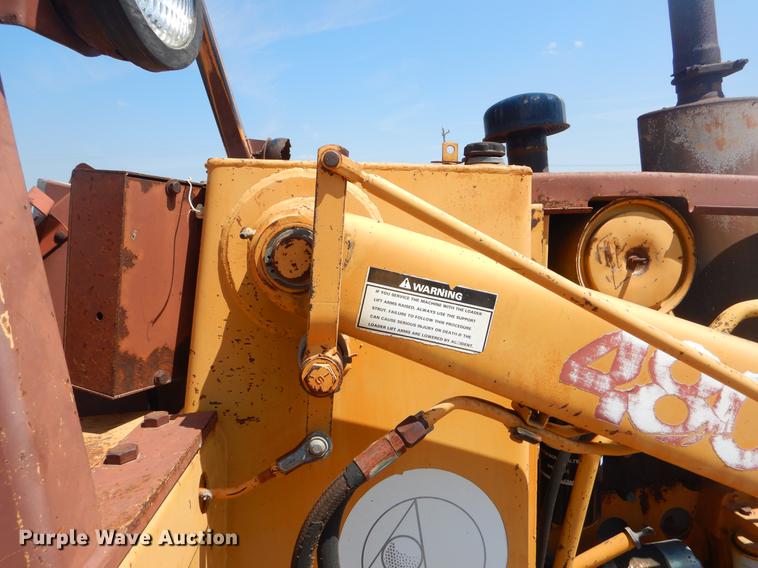 image for item EK9590 1987 Case 480E LL landscape tractor