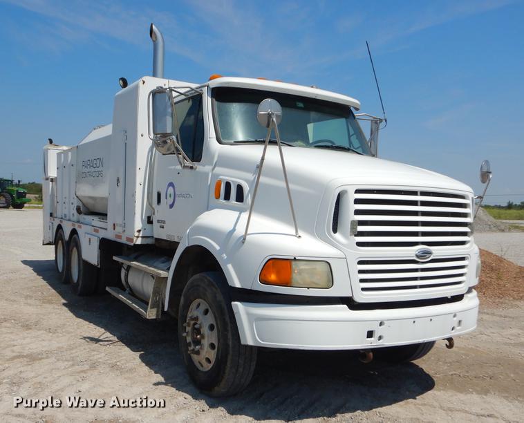 image for item EK9591 2007 Sterling A-Line fuel and lube truck