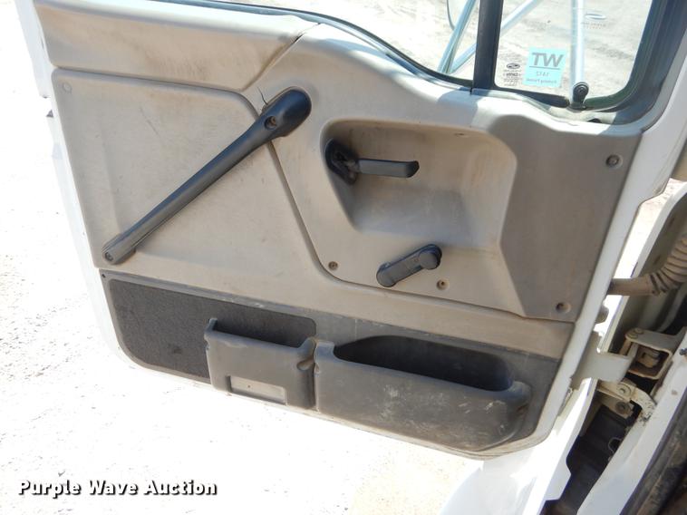 image for item EK9591 2007 Sterling A-Line fuel and lube truck