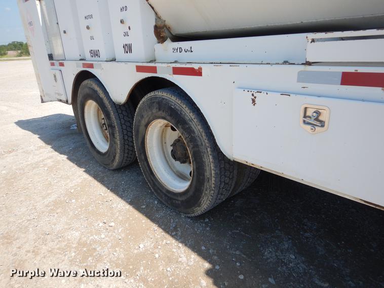 image for item EK9591 2007 Sterling A-Line fuel and lube truck