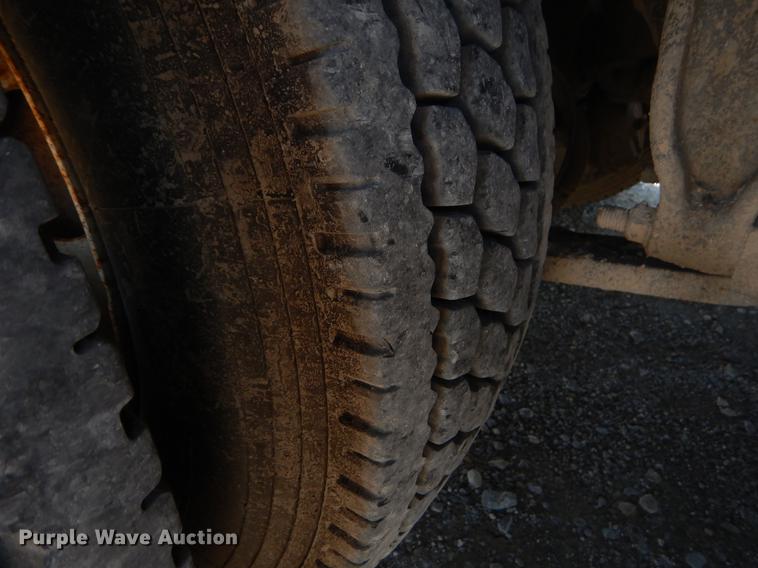 image for item EK9591 2007 Sterling A-Line fuel and lube truck